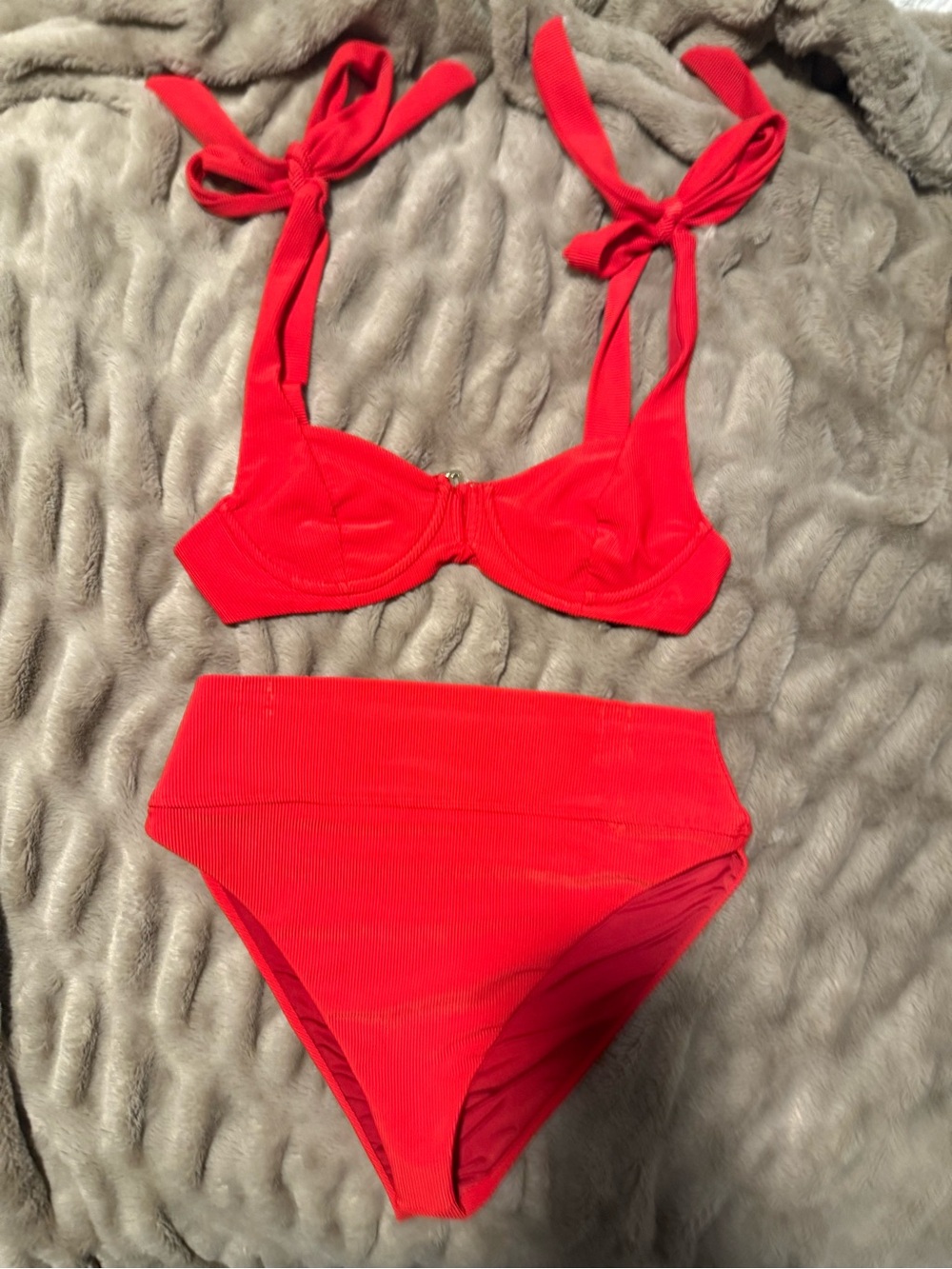 Beach Riot Red Ribbed Bikini Set – Size Large